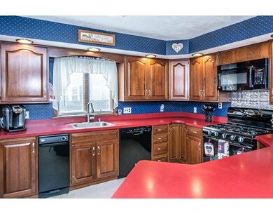 5 Fred St, Lowell, MA 01850 - photo 7