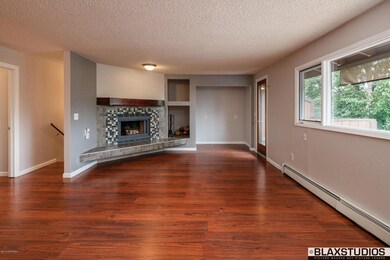 7819 Raymar Cir, Anchorage, AK 99518 - photo 6