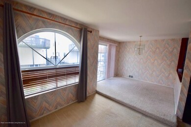 61 Country Dr E unit A, Staten Island, NY 10314 - photo 3