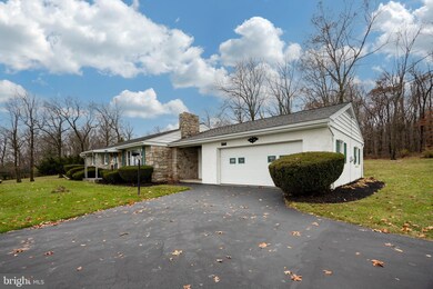 594 Twin County Rd, Honey Brook, PA 19344 - photo 3