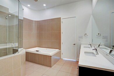 2505 Hazard St unit B, Houston, TX 77019 - photo 6