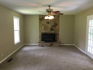 695 Fairmont Dr, Macon, GA 31210 - photo 2
