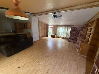 947 Sunnycrest Dr, Huntington, WV 25705 - photo 4