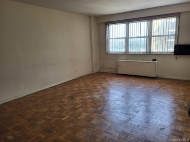 10210 66th Rd unit 25A, Forest Hills, NY 11375 - photo 7