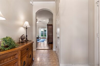 This warm and welcoming entryway sets the tone wit