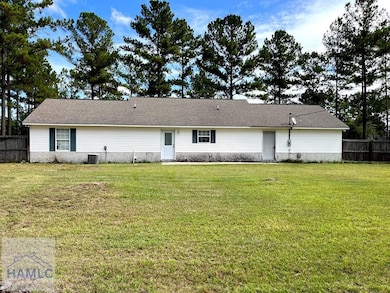 11211 Georgia 110, Hortense, GA 31543 - photo 4