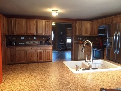 35 Meadow St, Massena, NY 13662 - photo 7