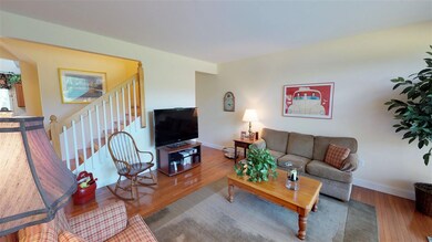 125 Catamount Rd unit 9B, Hartford, VT 05001 - photo 5