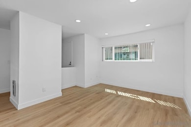 3230 Ashford St unit B, San Diego, CA 92111 - photo 2
