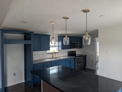 608 Country Road 5102i, Cleveland, TX 77327 - photo 3