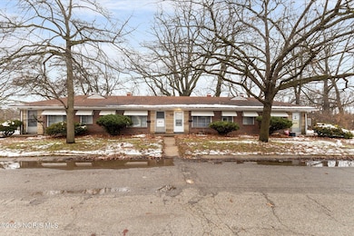 26 Terrace Downs St, Toledo, OH 43614 - photo 4