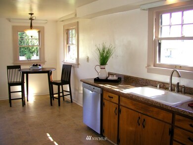 unlisted-address, Everett, WA 98201 - photo 7