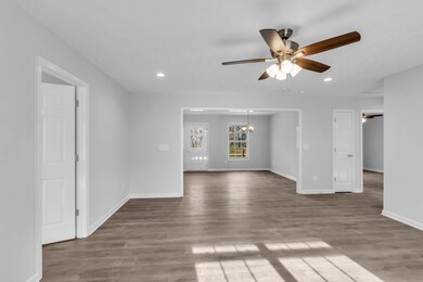 562 Summitville Rd, Manchester, TN 37355 - photo 5