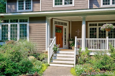 3653 Grand Bluffs Ct SW, Grand Rapids, MI 49534 - photo 2