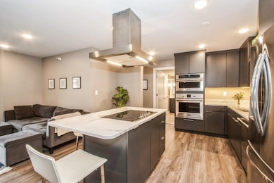 Grandview Terrace unit 405, Iowa City, IA 52240 - photo 6