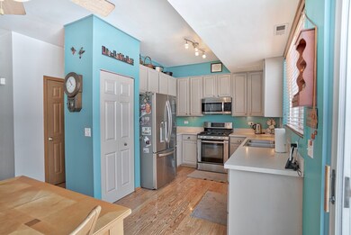 117 Eisenhower Dr unit 1, Oswego, IL 60543 - photo 7