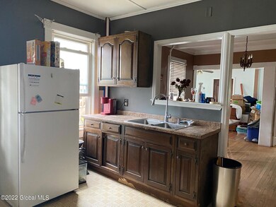 118 James St, Schenectady, NY 12302 - photo 4