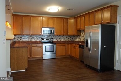 302 Marshall St, Gaithersburg, MD 20877 - photo 6