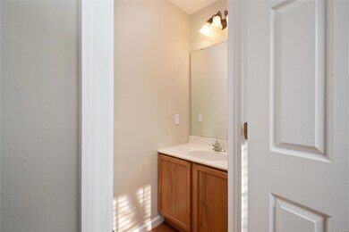 807 Waler Dr, Lake Saint Louis, MO 63367 - photo 7