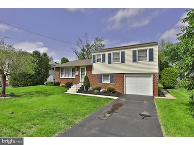 1135 Pinegrove Ave, Lansdale, PA 19446 - photo 2