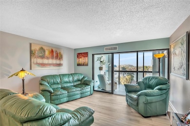 800 S Gulfview Blvd unit 403, Clearwater Beach, FL 33767 - photo 4