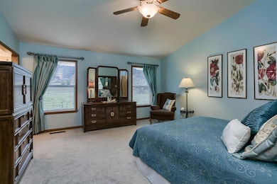 983 Old Stage Rd, Central Point, OR 97502 - photo 5