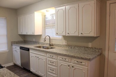 10825 Stover St, Houston, TX 77075 - photo 3