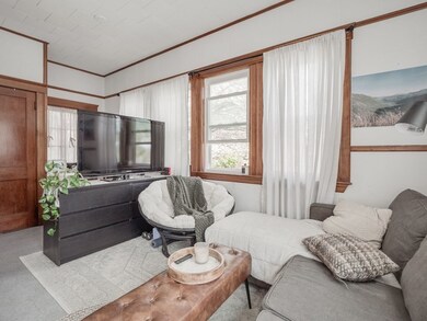 3 Monmouth St unit 1, Somerville, MA 02143 - photo 4