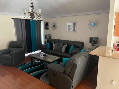5232 Timber Haven LN Living Room
