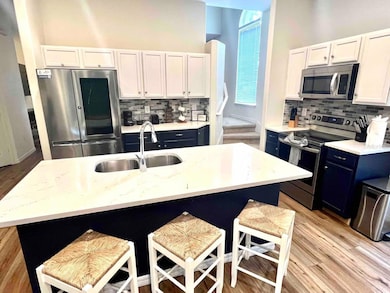 529 Cadiz Loop, Davenport, FL 33837 - photo 5