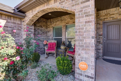 9801 Valencia Ave, Lubbock, TX 79424 - photo 5