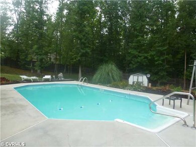 Swimming Pool/Hot Tub/Sauna - Beautiful & Just Pla