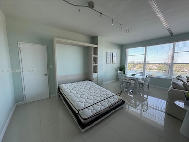 Executive Condominiums unit 5G, Miami Beach, FL 33140 - photo 4