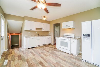 5352 Carbondale Dr, Columbus, OH 43232 - photo 6