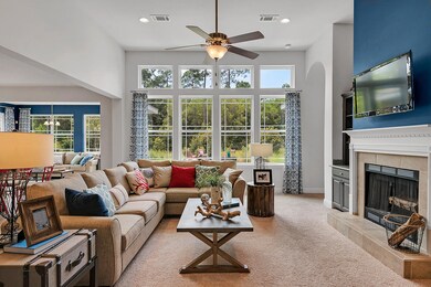 011 BEAUFORT FAMILY ROOM 1