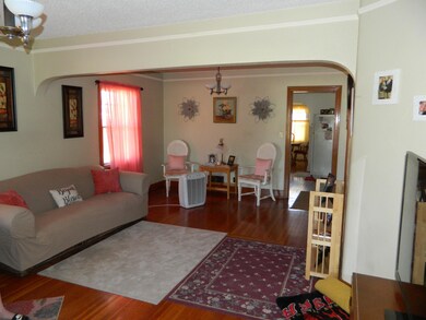 2030 White Ave, Klamath Falls, OR 97601 - photo 2