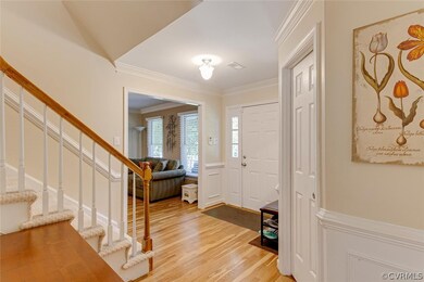 2nd view of foyer...door to the right is for first