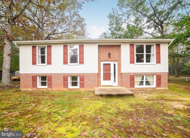 45735 R L Goddard Rd, Callaway, MD 20620 - photo 2