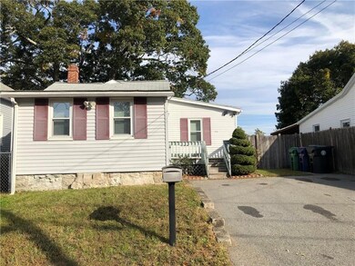 109 Kenway Ave, Warwick, RI 02889 - photo 3