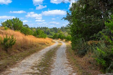 7625 N State Highway 16, Fredericksburg, TX 78624 - photo 5