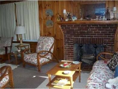 12 Cape Ave, Wareham, MA 02571 - photo 3