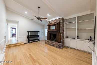 225 Beacon Hill 7