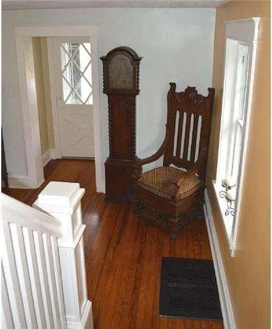 210 Dartmouth Ave, Swarthmore, PA 19081 - photo 2