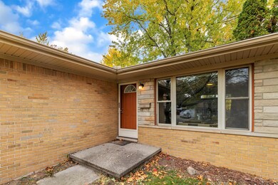 05-3118 Risedale Ave-WindowStill-Re