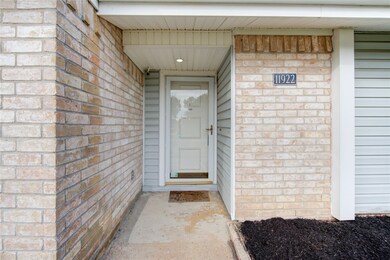 11922 River Meadow Ln, Stafford, TX 77477 - photo 4