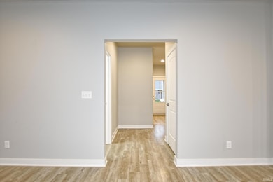 2804 Kincheloe Ct, Evansville, IN 47725 - photo 5