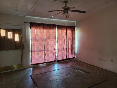 819 W Highland Dr, Cocoa, FL 32922 - photo 4