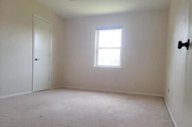 6209 Gayle Dr, North Richland Hills, TX 76180 - photo 6