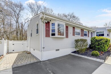Side Yard Entrance