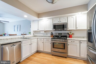 498 Berkshire Dr, Souderton, PA 18964 - photo 6